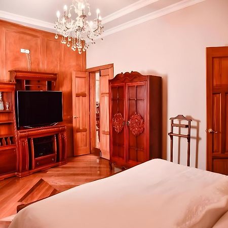 Hotel Boutique Casa Ruth En Куенка Екстериор снимка
