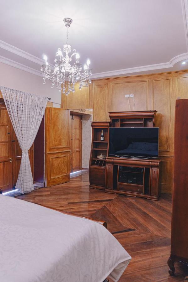 Hotel Boutique Casa Ruth En Куенка Екстериор снимка