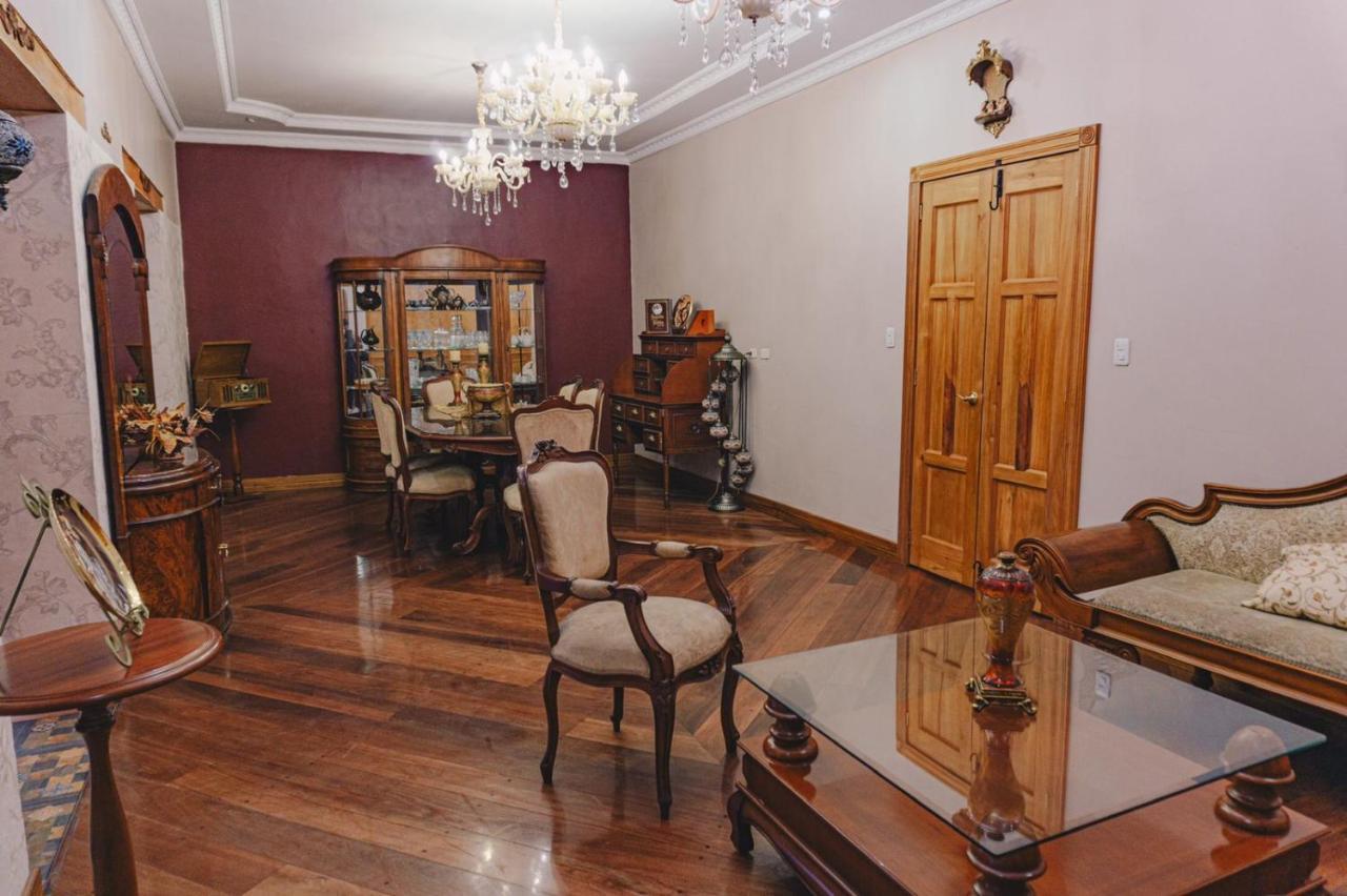 Hotel Boutique Casa Ruth En Куенка Екстериор снимка