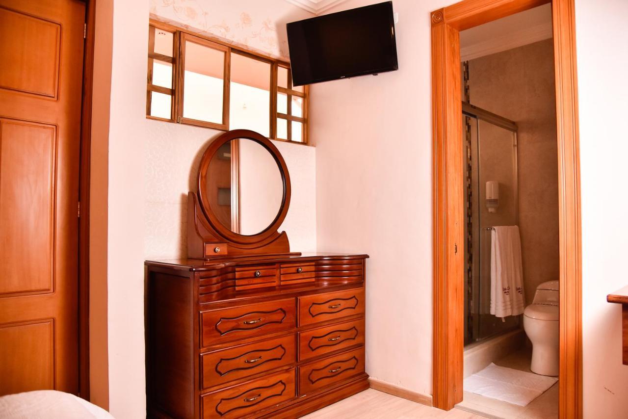 Hotel Boutique Casa Ruth En Куенка Екстериор снимка