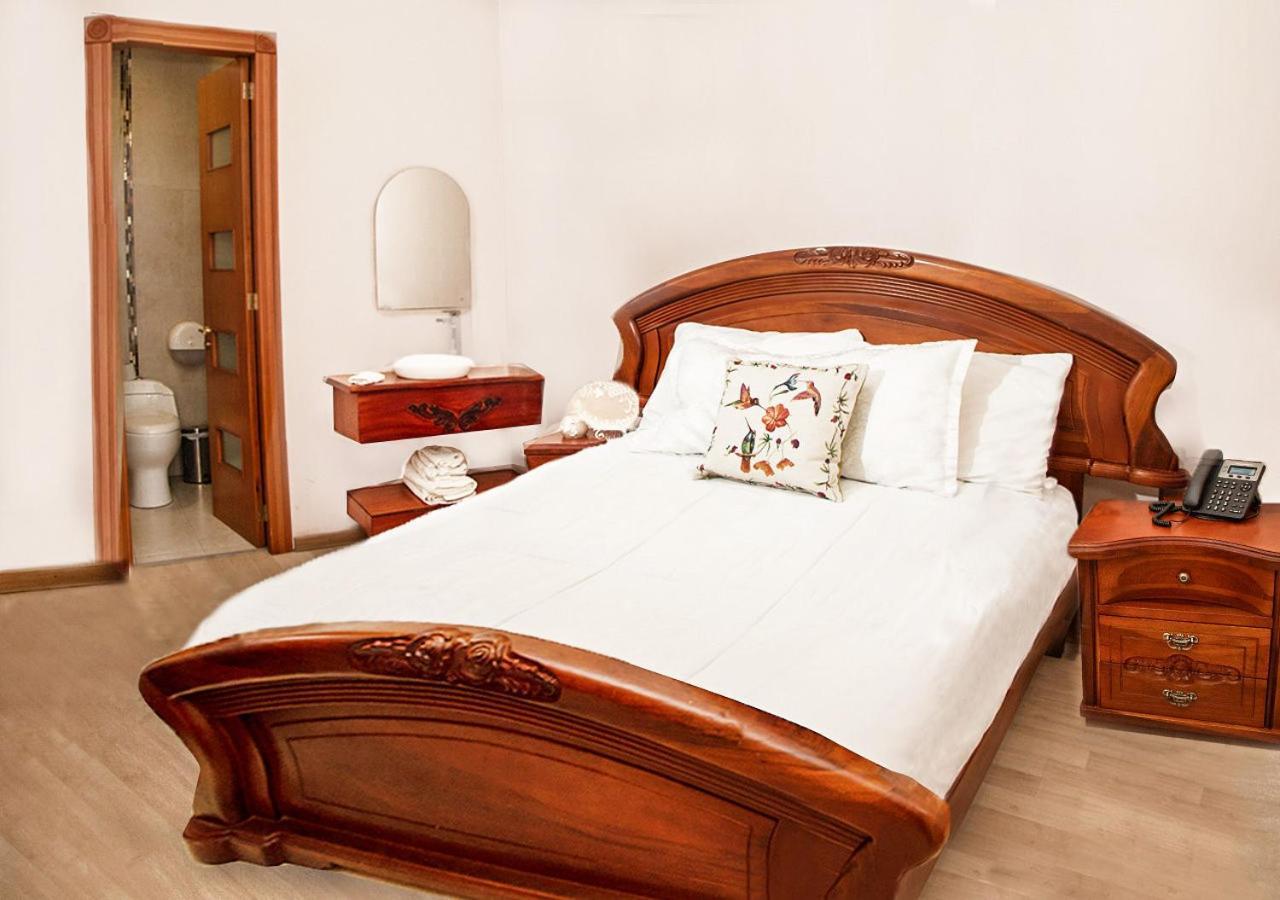 Hotel Boutique Casa Ruth En Куенка Екстериор снимка