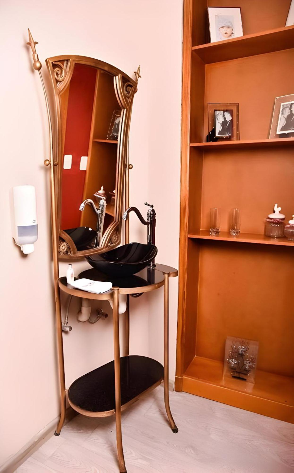 Hotel Boutique Casa Ruth En Куенка Екстериор снимка