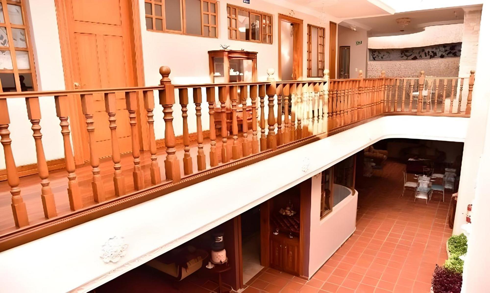 Hotel Boutique Casa Ruth En Куенка Екстериор снимка