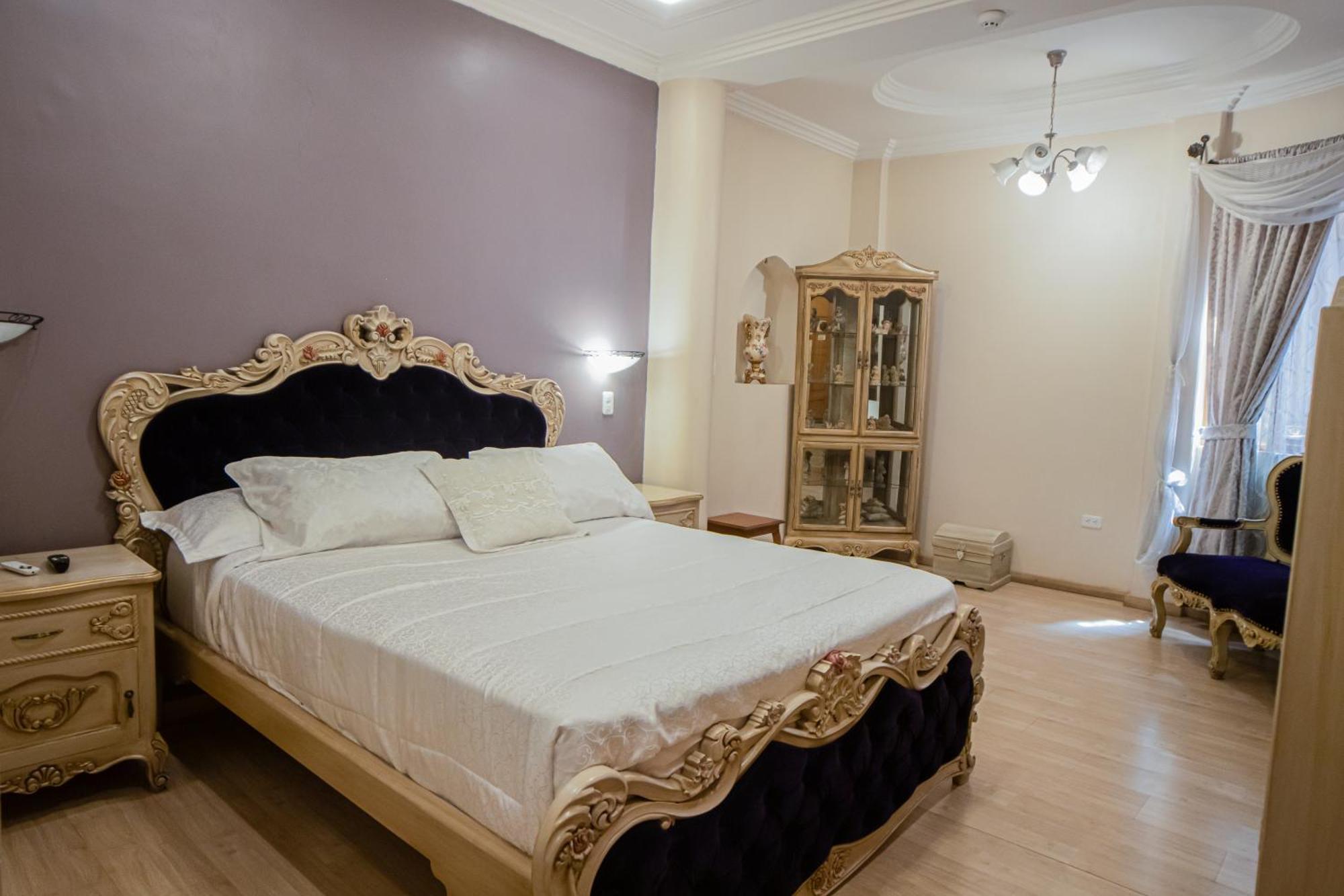 Hotel Boutique Casa Ruth En Куенка Екстериор снимка