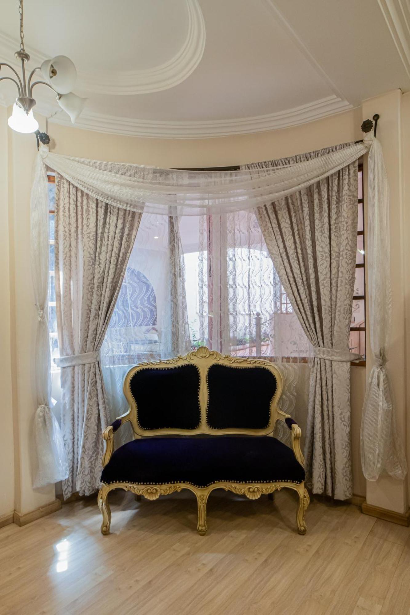 Hotel Boutique Casa Ruth En Куенка Екстериор снимка