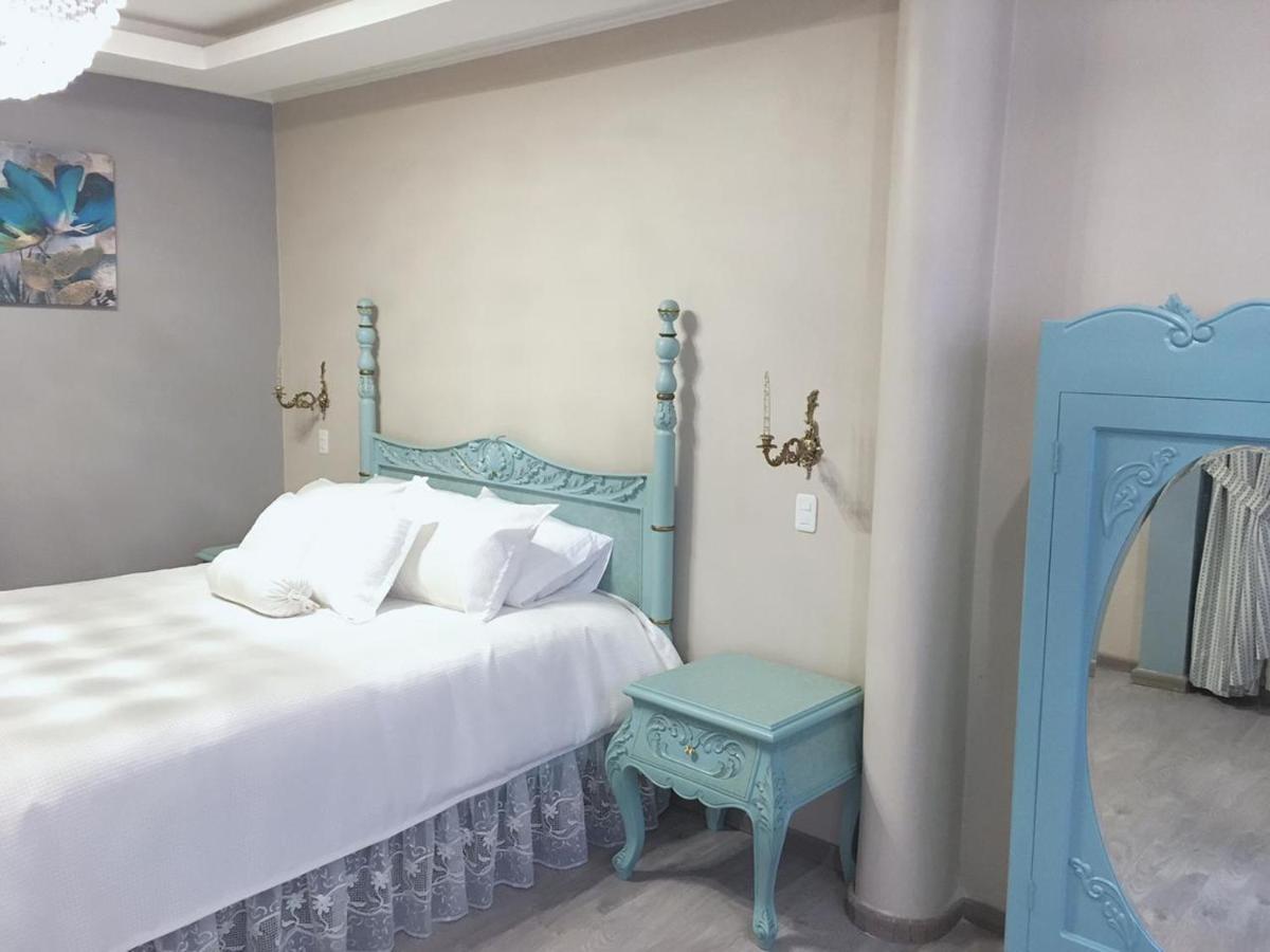 Hotel Boutique Casa Ruth En Куенка Екстериор снимка