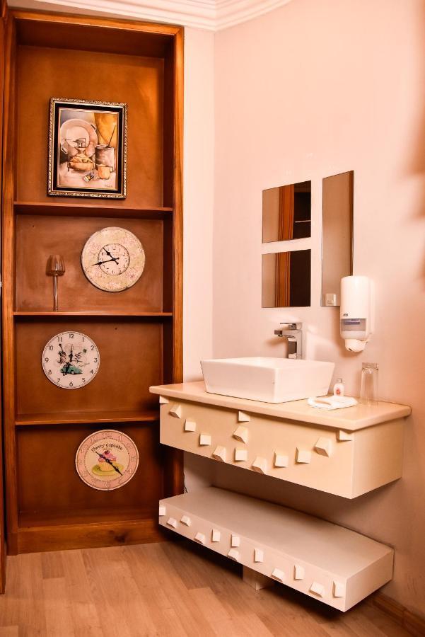Hotel Boutique Casa Ruth En Куенка Екстериор снимка